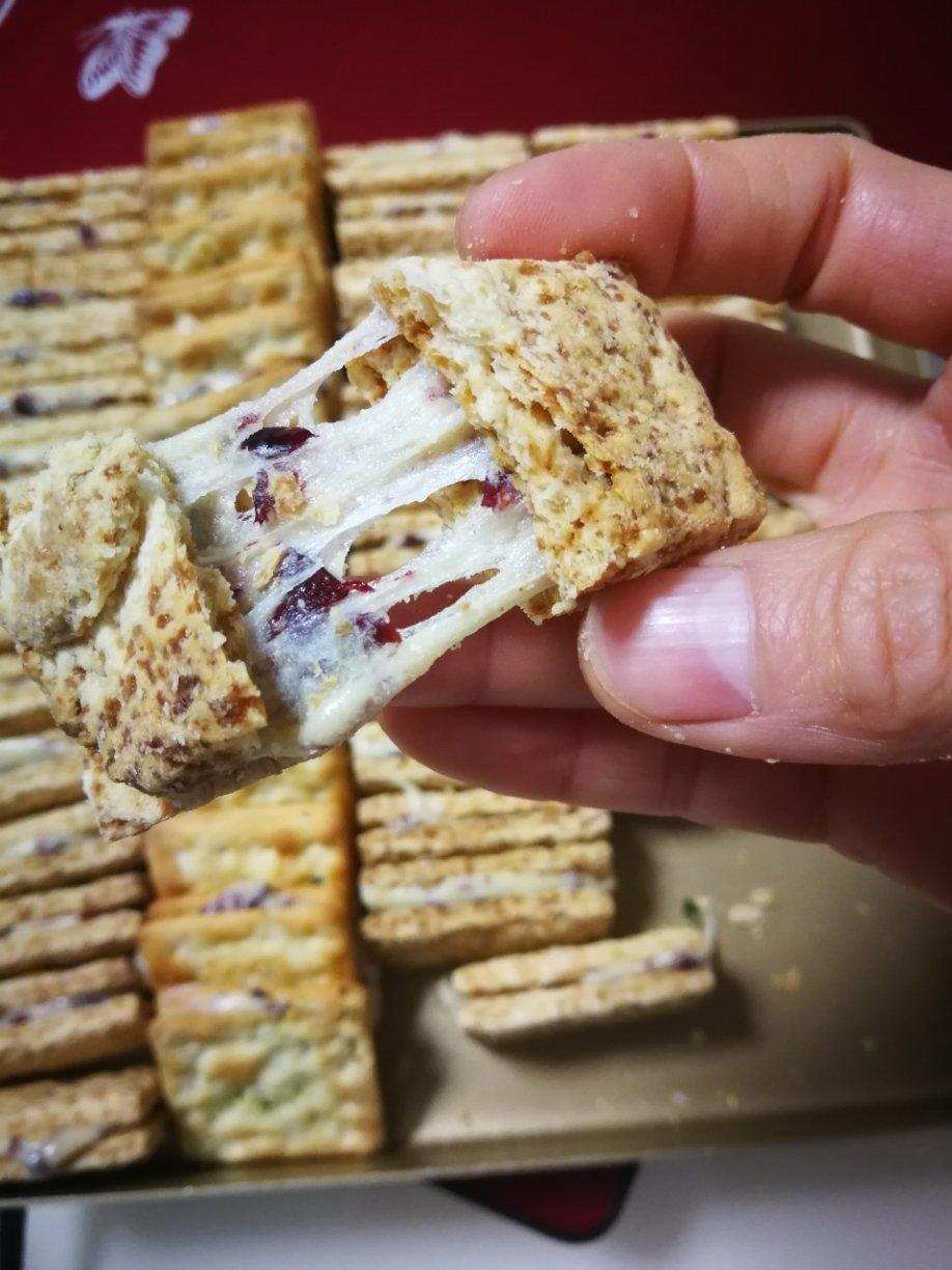 冬天也能拉丝的【蔓越莓牛轧糖饼干】快手棉花糖版