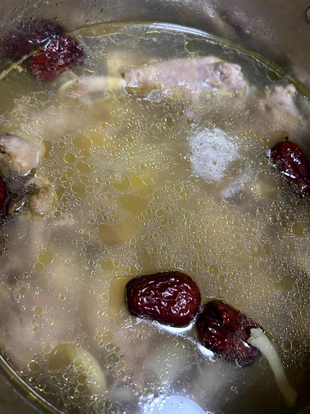 沙姜鸡煲