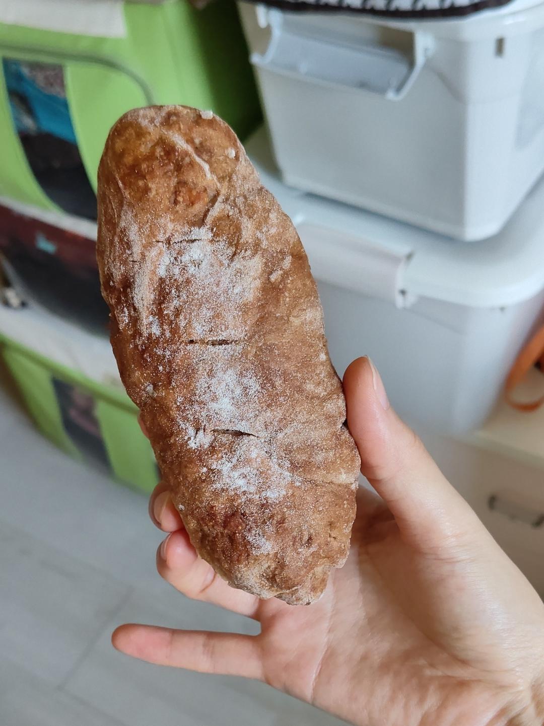 全麦蔓越莓核桃软欧包