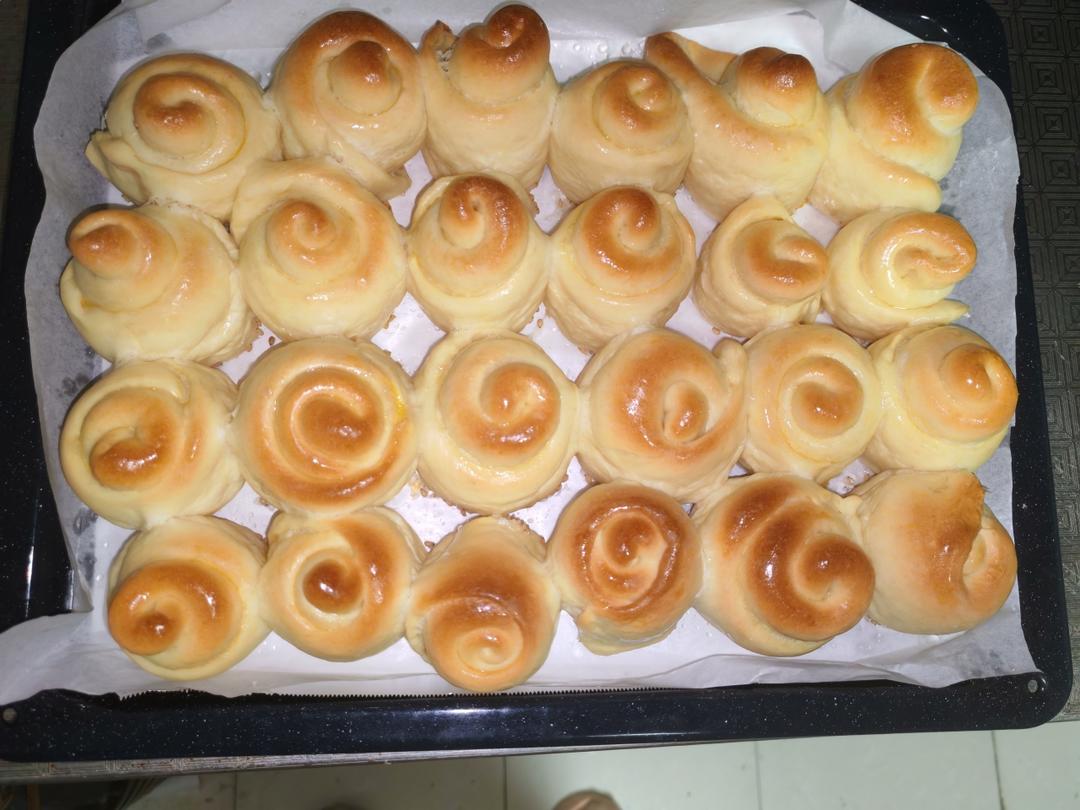 脆底蜂蜜小面包