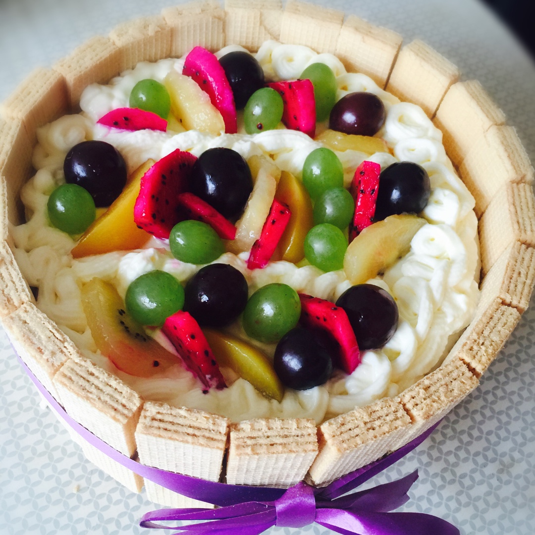 生日蛋糕教程【威化饼干围边】