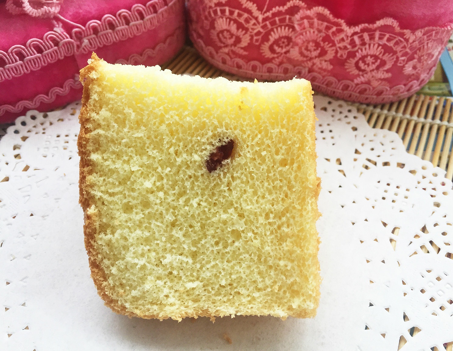 让蛋糕增加一抹新色之蔓越莓椰蓉戚风蛋糕的做法