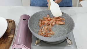 鲜虾蔬菜砂锅粥的做法 步骤7