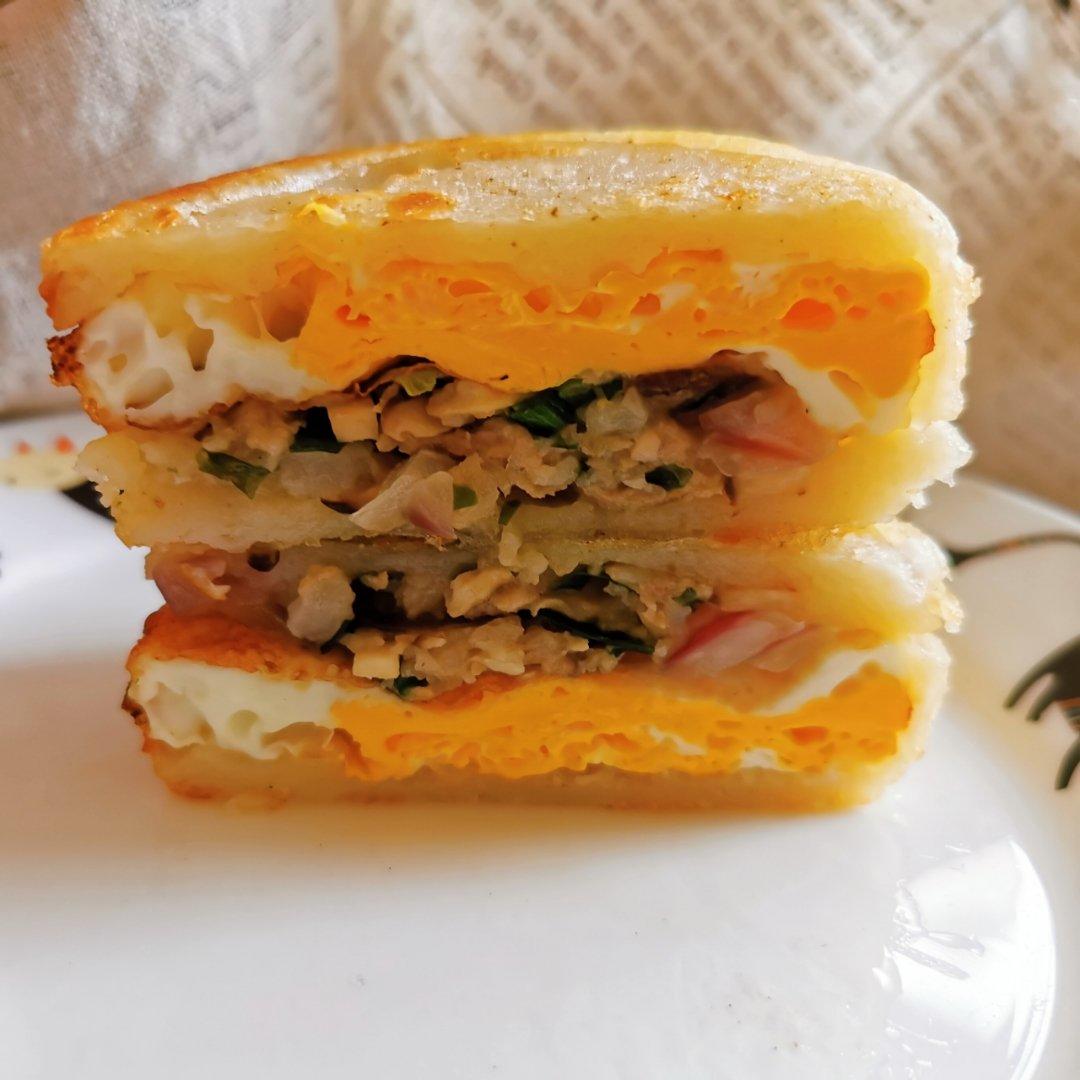 早餐霸王~沉甸甸鸡蛋汉堡