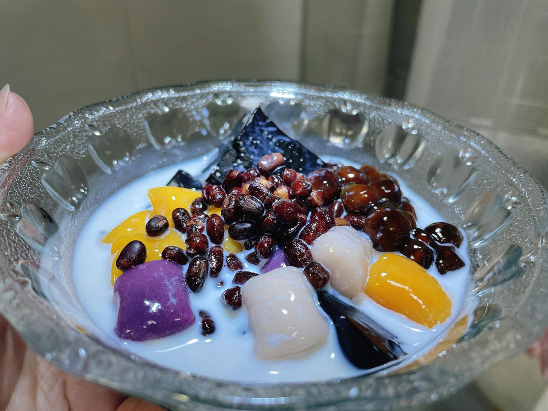 芋圆红豆烧仙草
