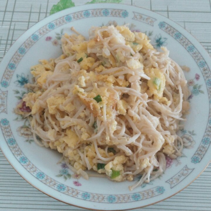金针菇炒蛋
