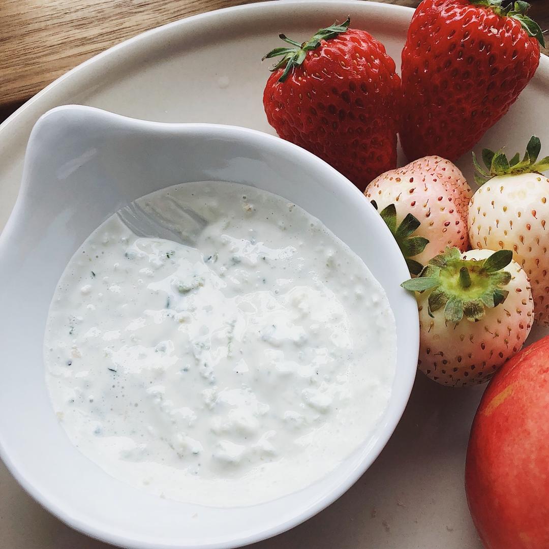 Tzatziki 希腊酸奶黄瓜酱