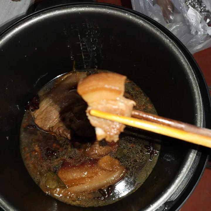 食肉兽的快乐！（生酮keto）低碳者都吃点啥-入口即化！肥而不腻！香卤五花肉！简单粗暴！懒人快手！附万能卤汁做法！用料超简单！卤啥都好吃！