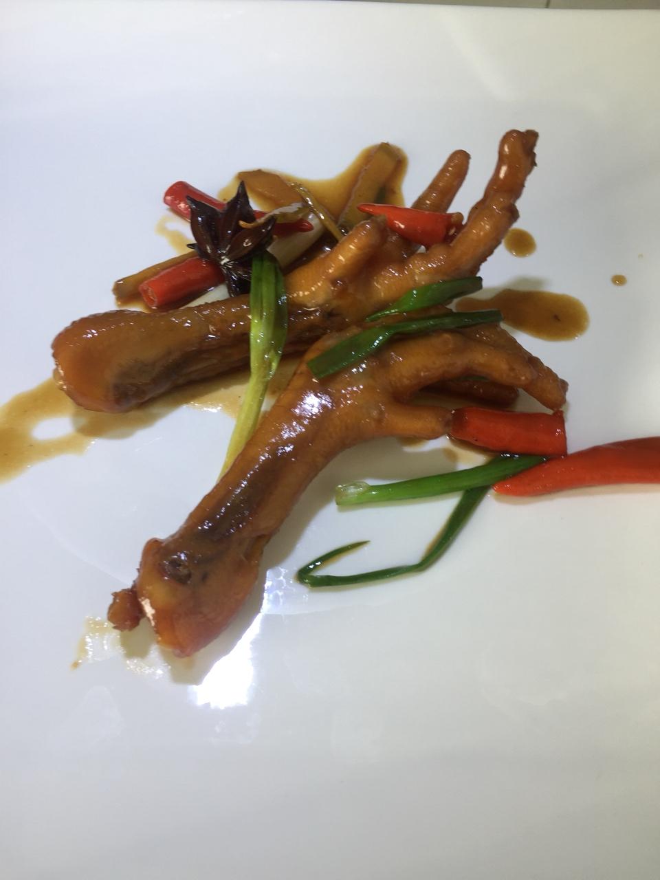 香辣烧鸡爪