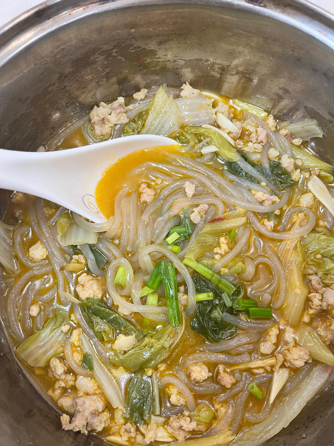 肉末白菜粉条煲  健康营养 好吃下饭