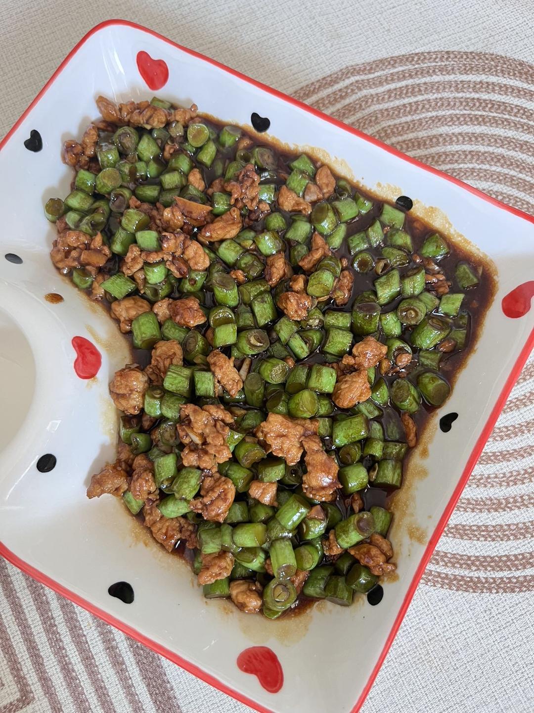肉沫豆角下饭菜