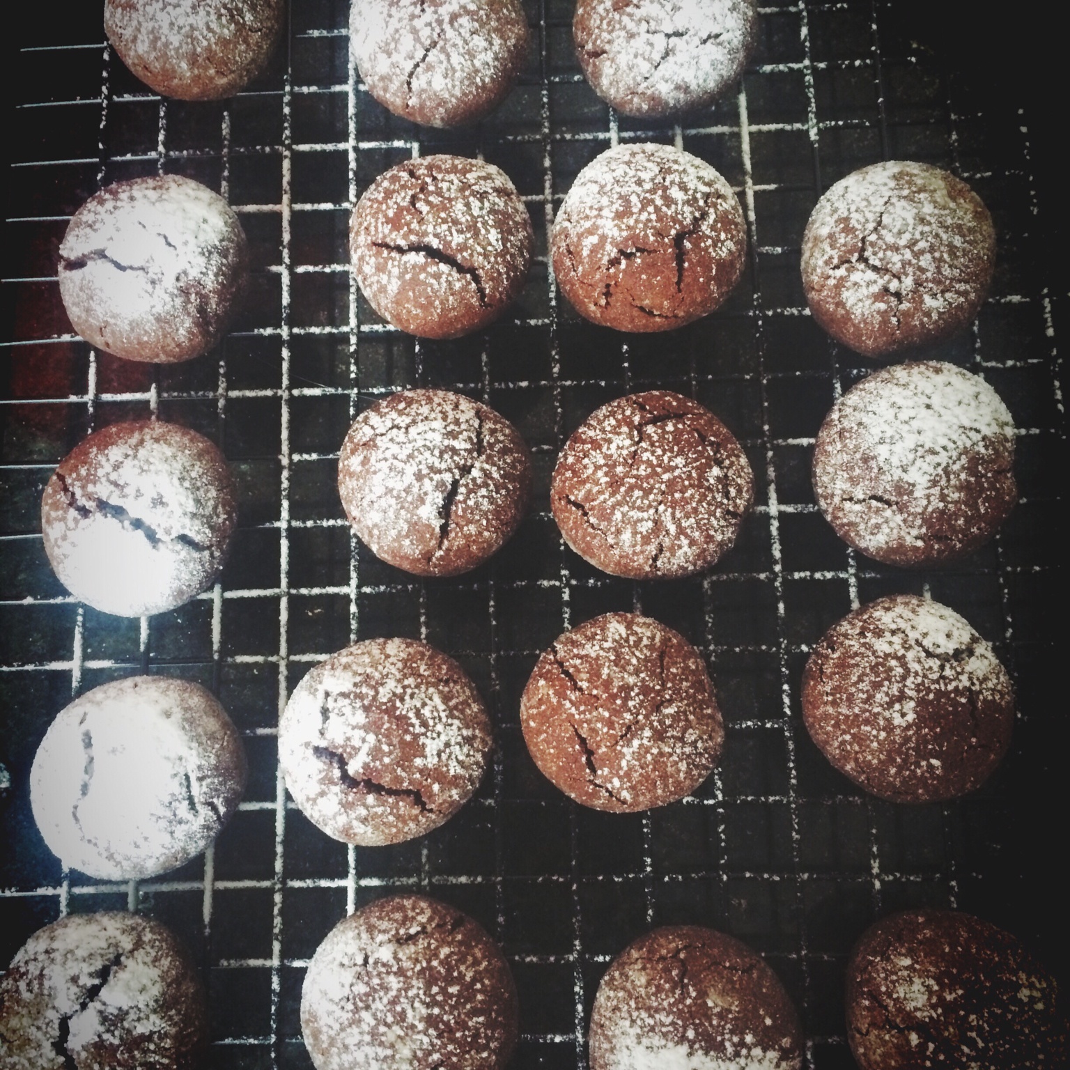 巧克力裂纹曲奇