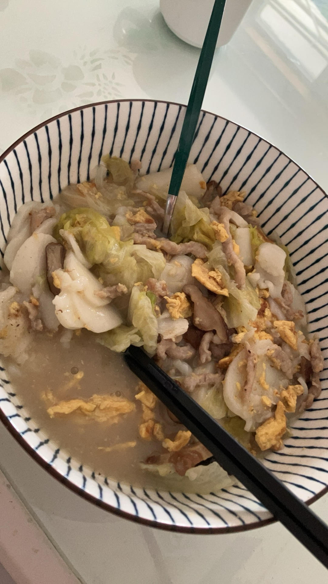 【白菜肉丝年糕汤】