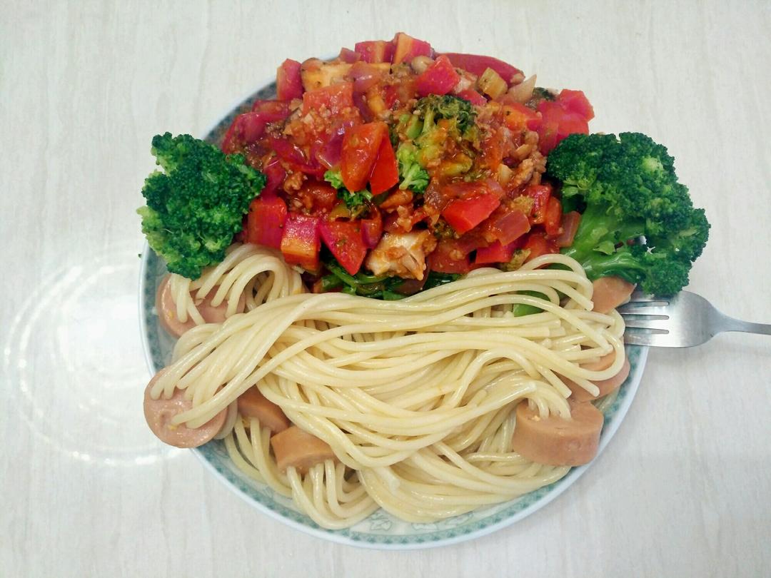 番茄肉酱意大利面