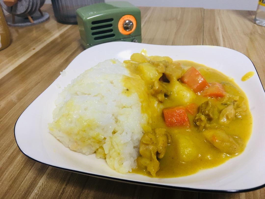 咖喱鸡肉饭