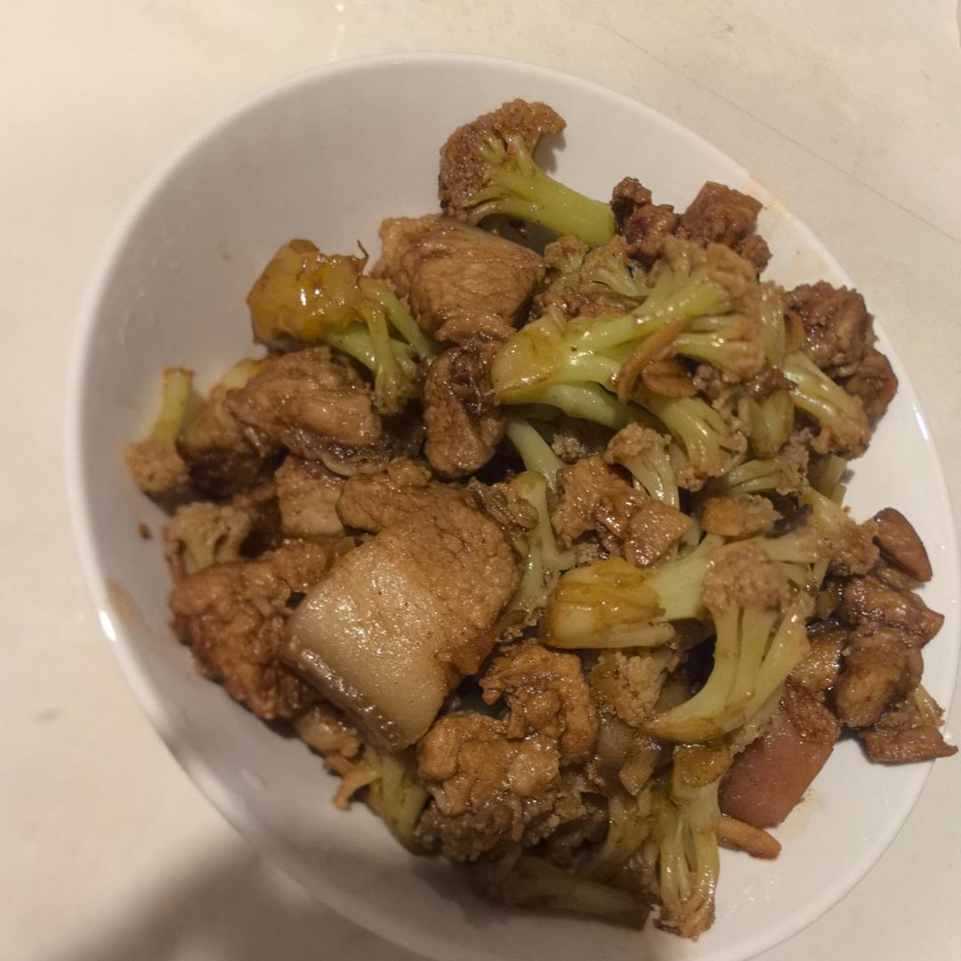 干煸菜花（花菜炒肉）