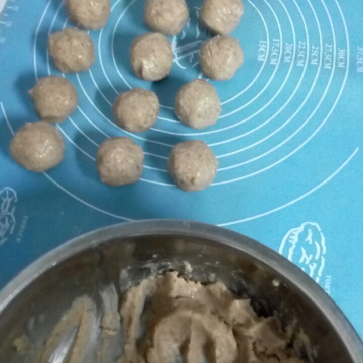 广式月饼——蛋黄莲蓉月饼