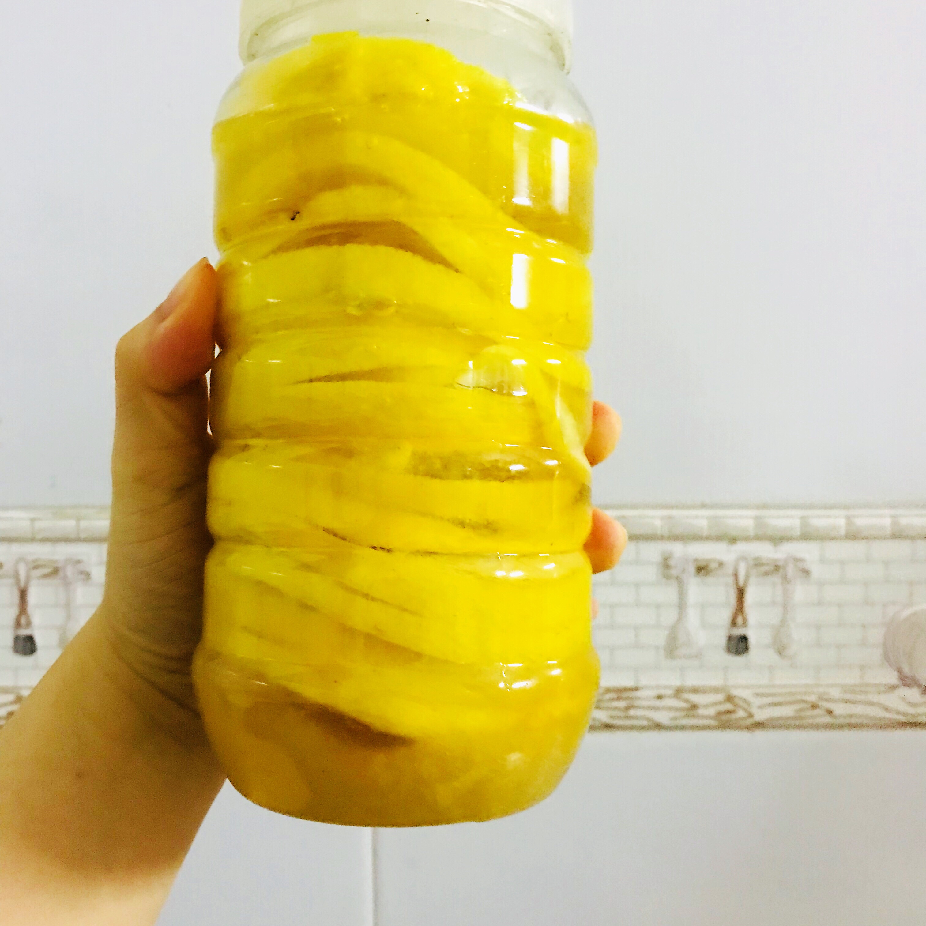 美白大作战的自制柠檬水的做法 步骤3