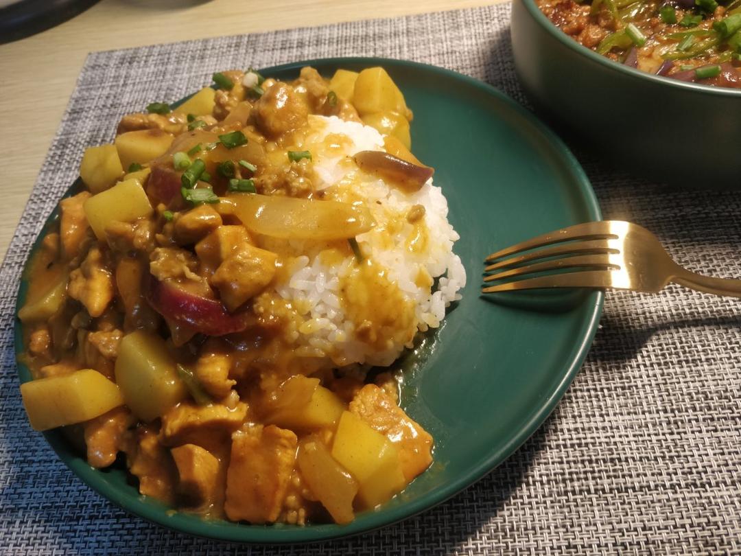 零失败日式咖喱鸡肉饭！！最正宗日本家庭做法！简单又好吃！