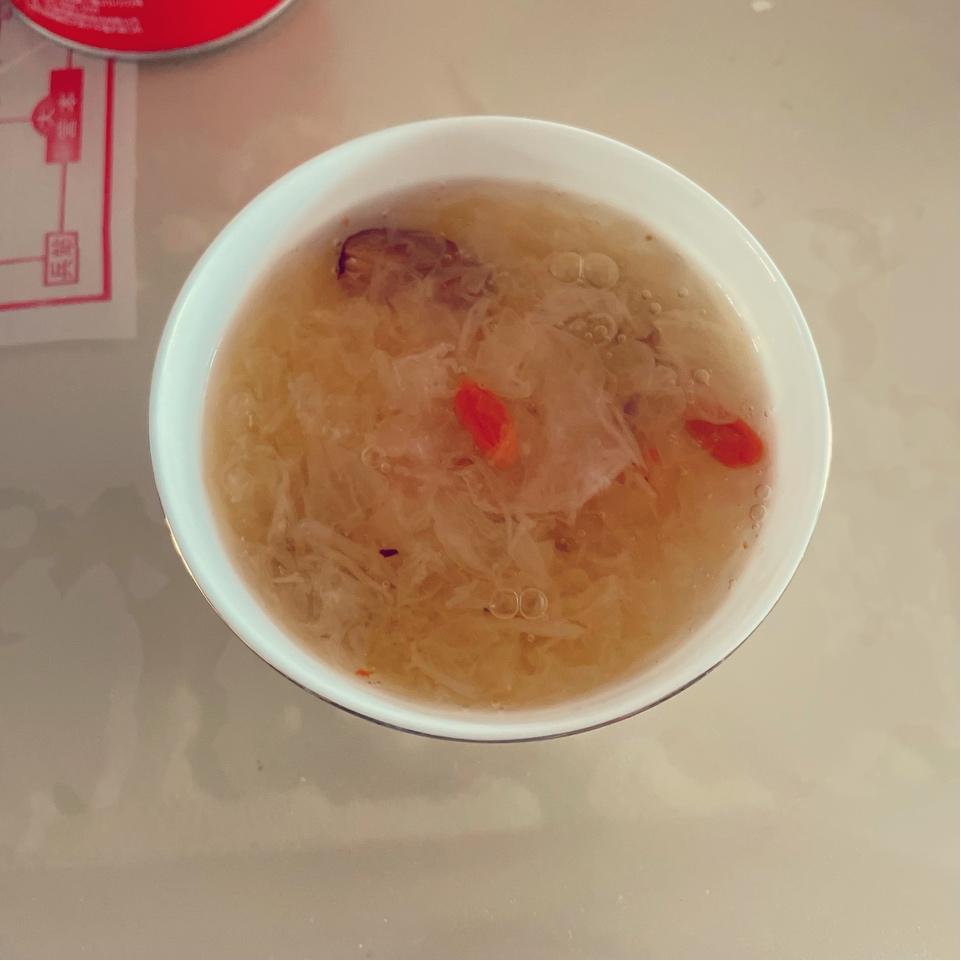 懒人银耳汤的做法