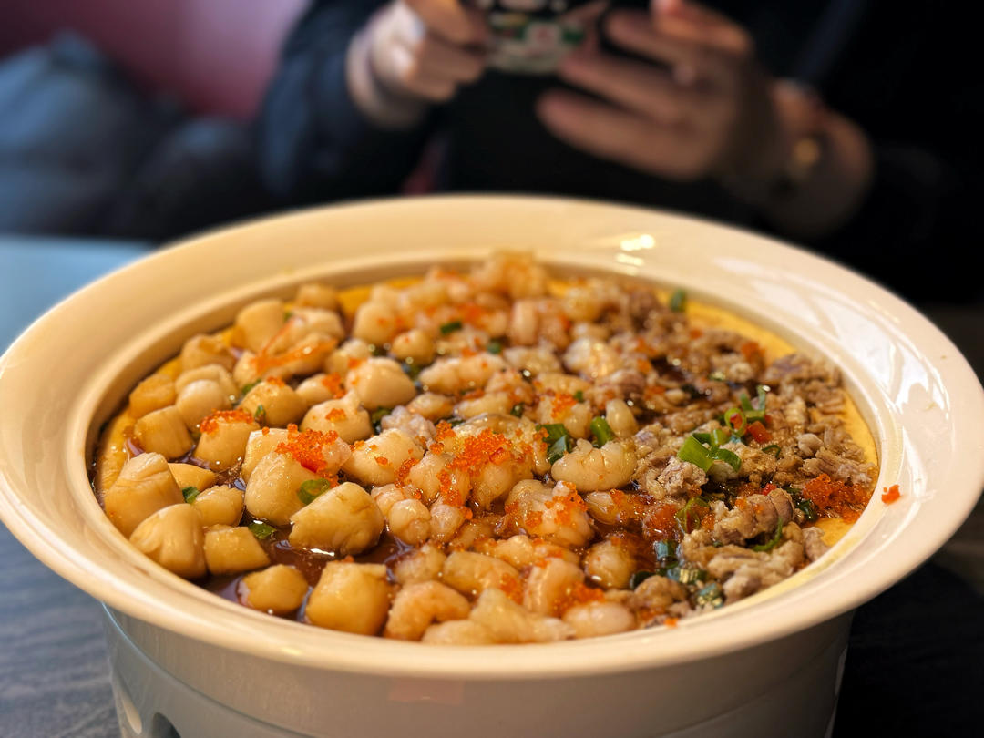 爱就是在一起。走遍世界。揽尽风景。食尽美味。感受美好。