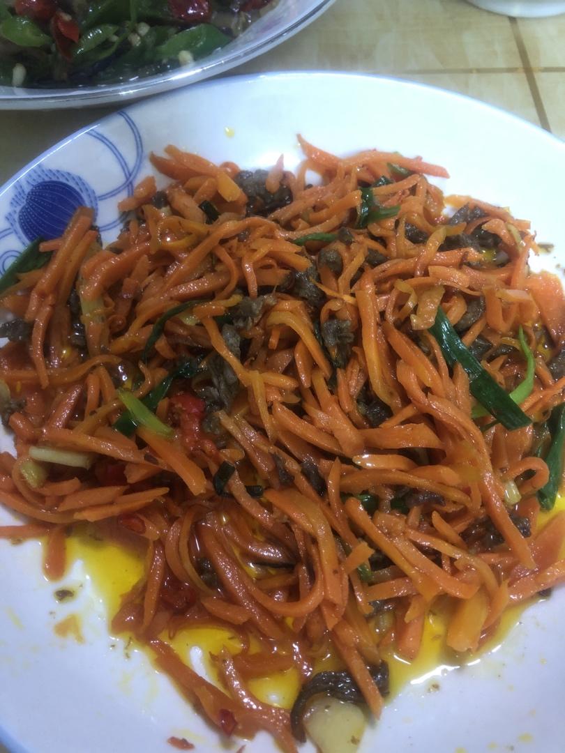 营养美味胡萝卜丝炒牛肉