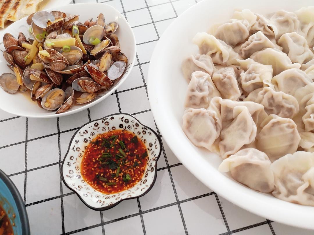 配料精确到克的牛肉芹菜水饺