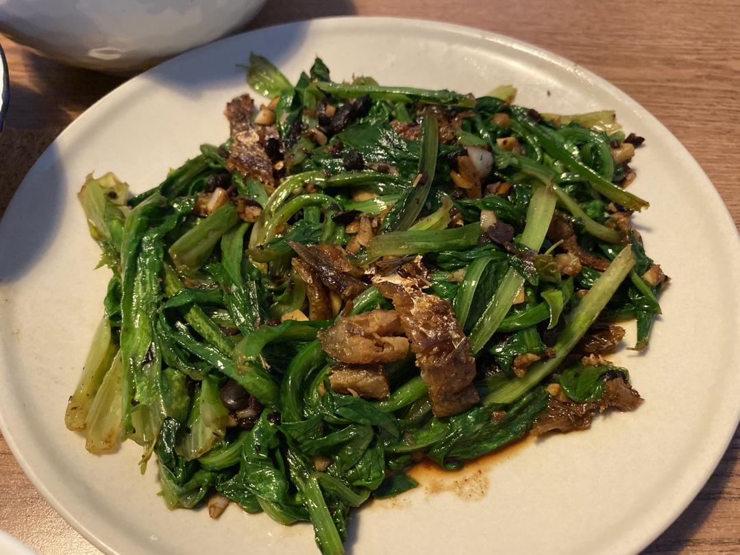 豆豉鲮鱼油麦菜