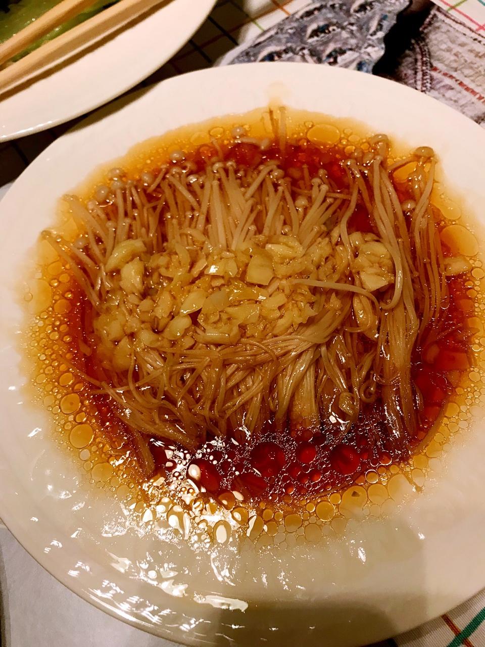 蒜蓉蒸金针菇