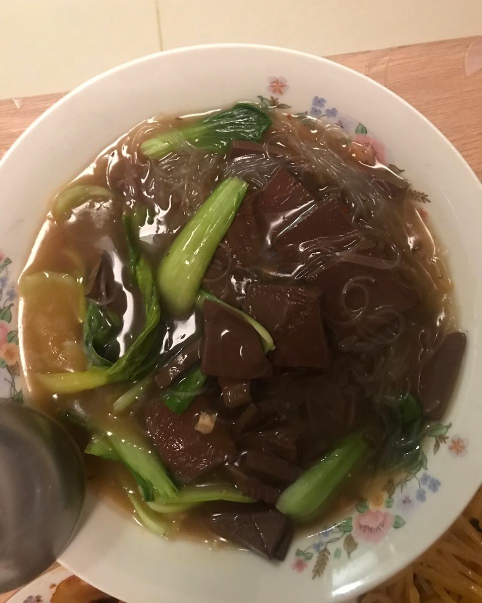 鸭血粉丝汤