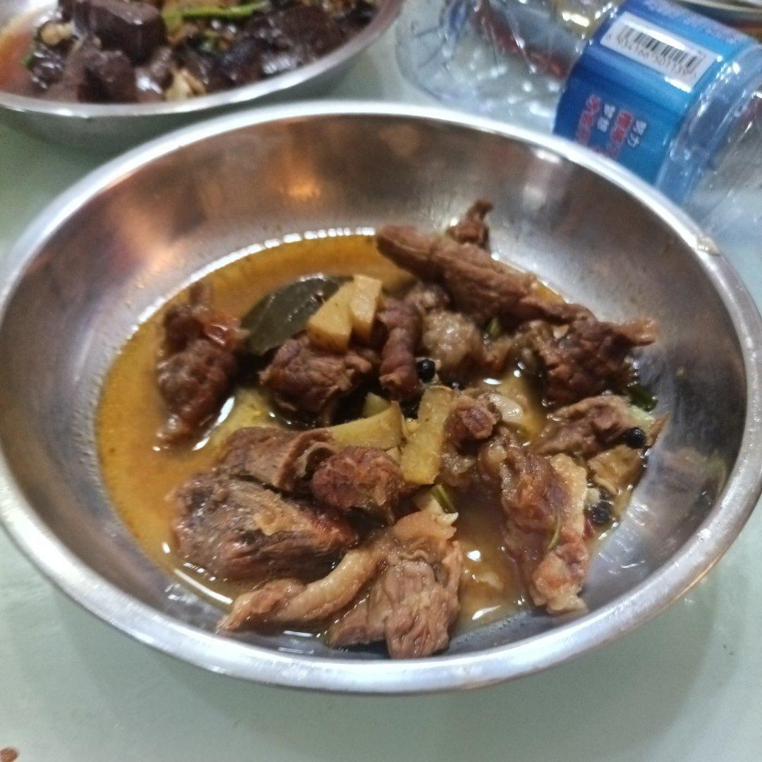 可以吃一辈子的红烧牛腩