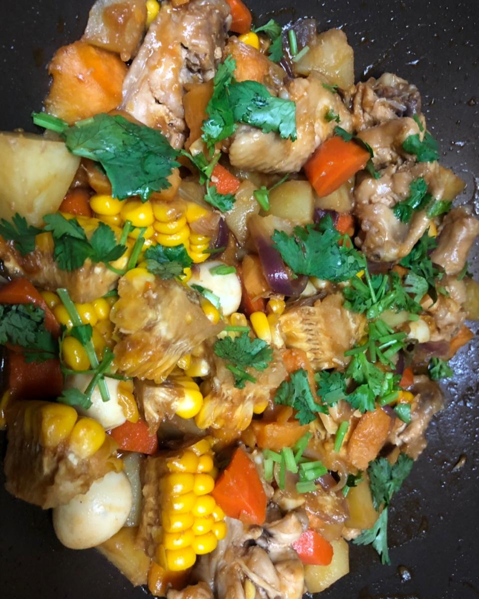 家常版三汁鸡翅焖锅