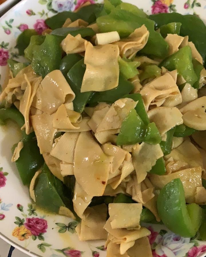 青椒干豆腐