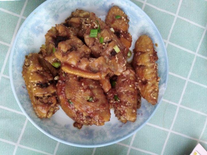 多吃两碗饭的【蜜汁鸡翅】