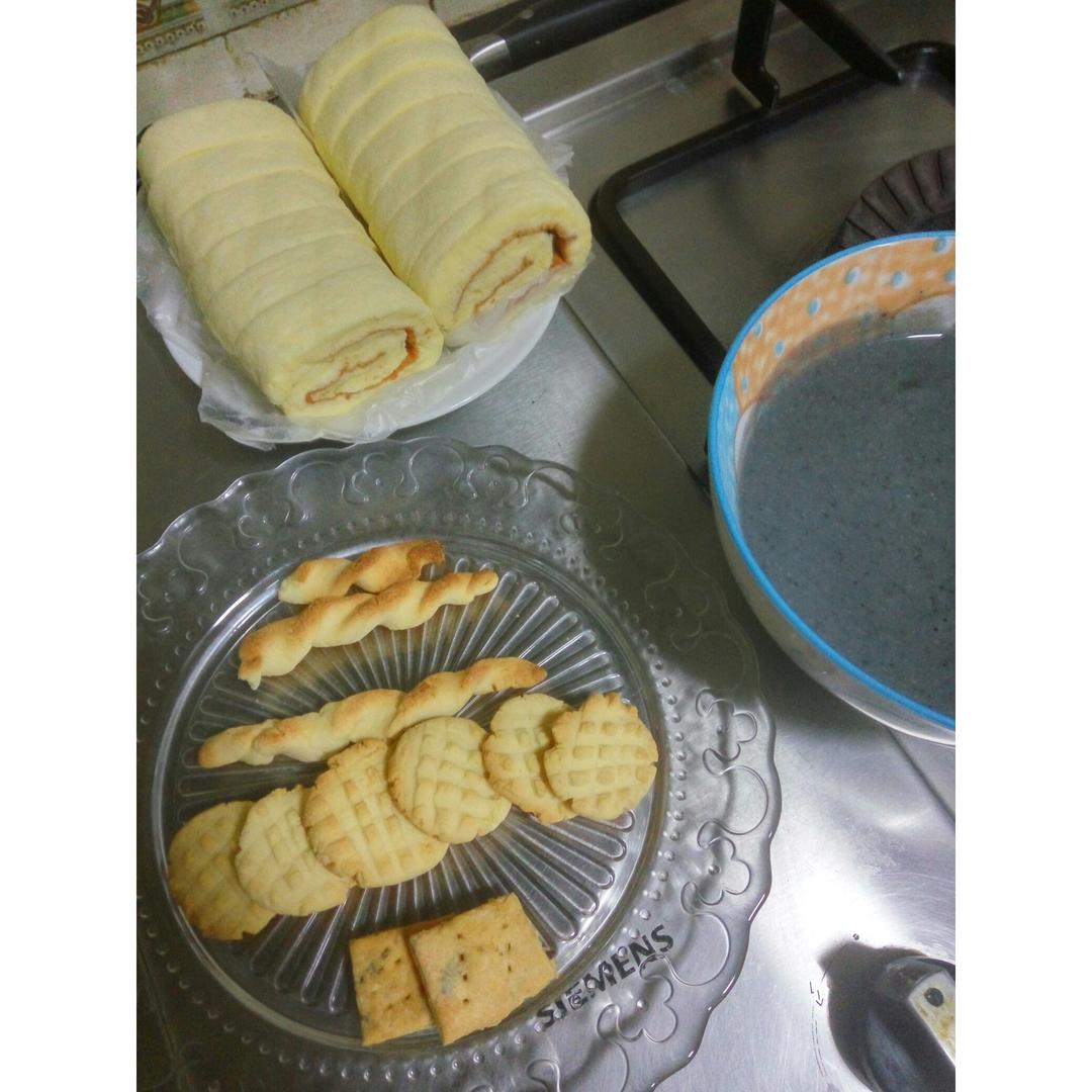 牛奶饼干
