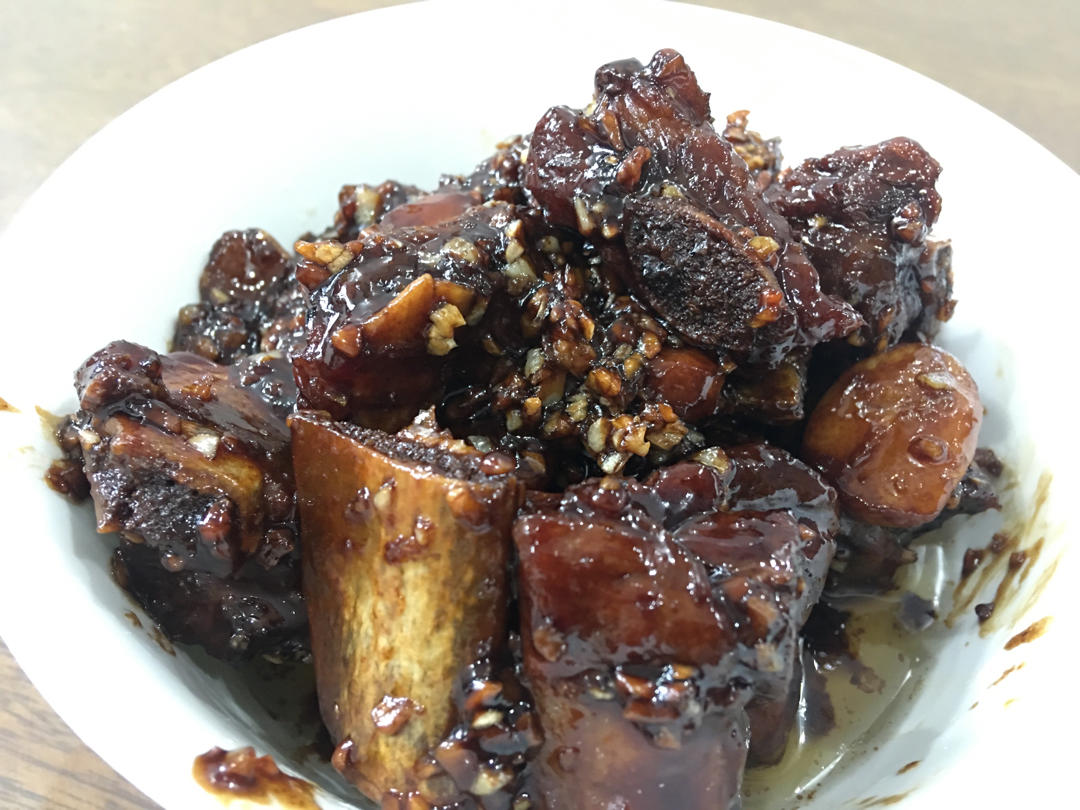沁入灵魂的蒜香排骨（非油炸）