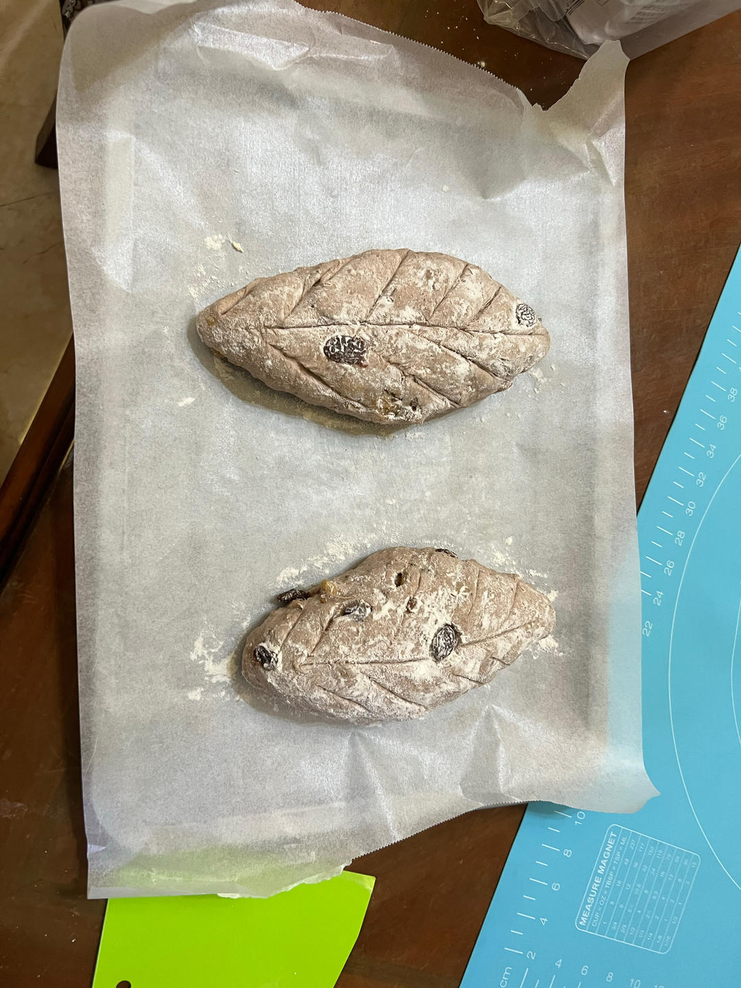 全麦蔓越莓核桃软欧包