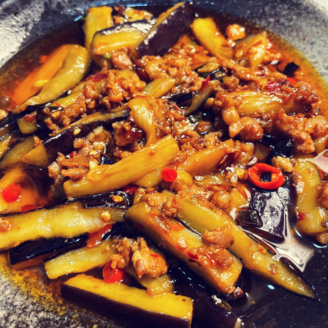 开胃下饭菜！巨简单的家常鱼香茄子煲