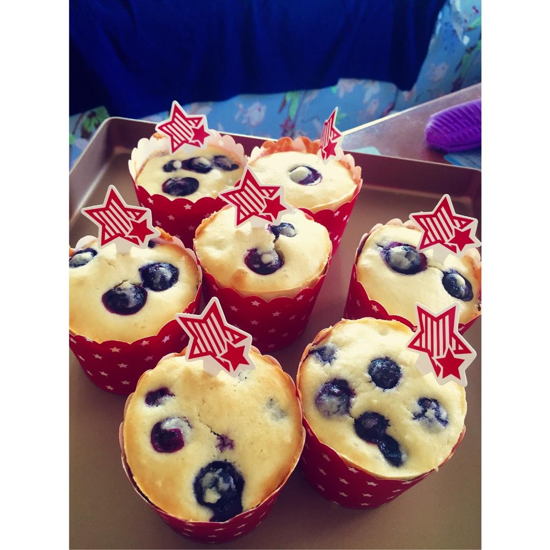蓝莓玛芬蛋糕 Blueberry Muffin