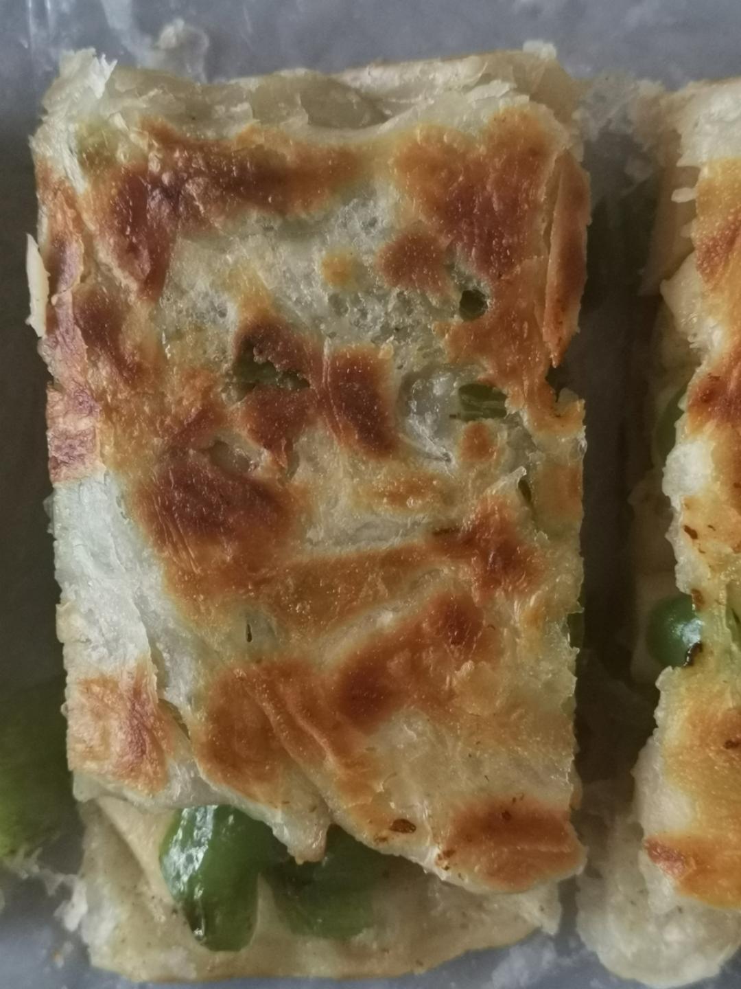 大学食堂的尖椒火腿饼