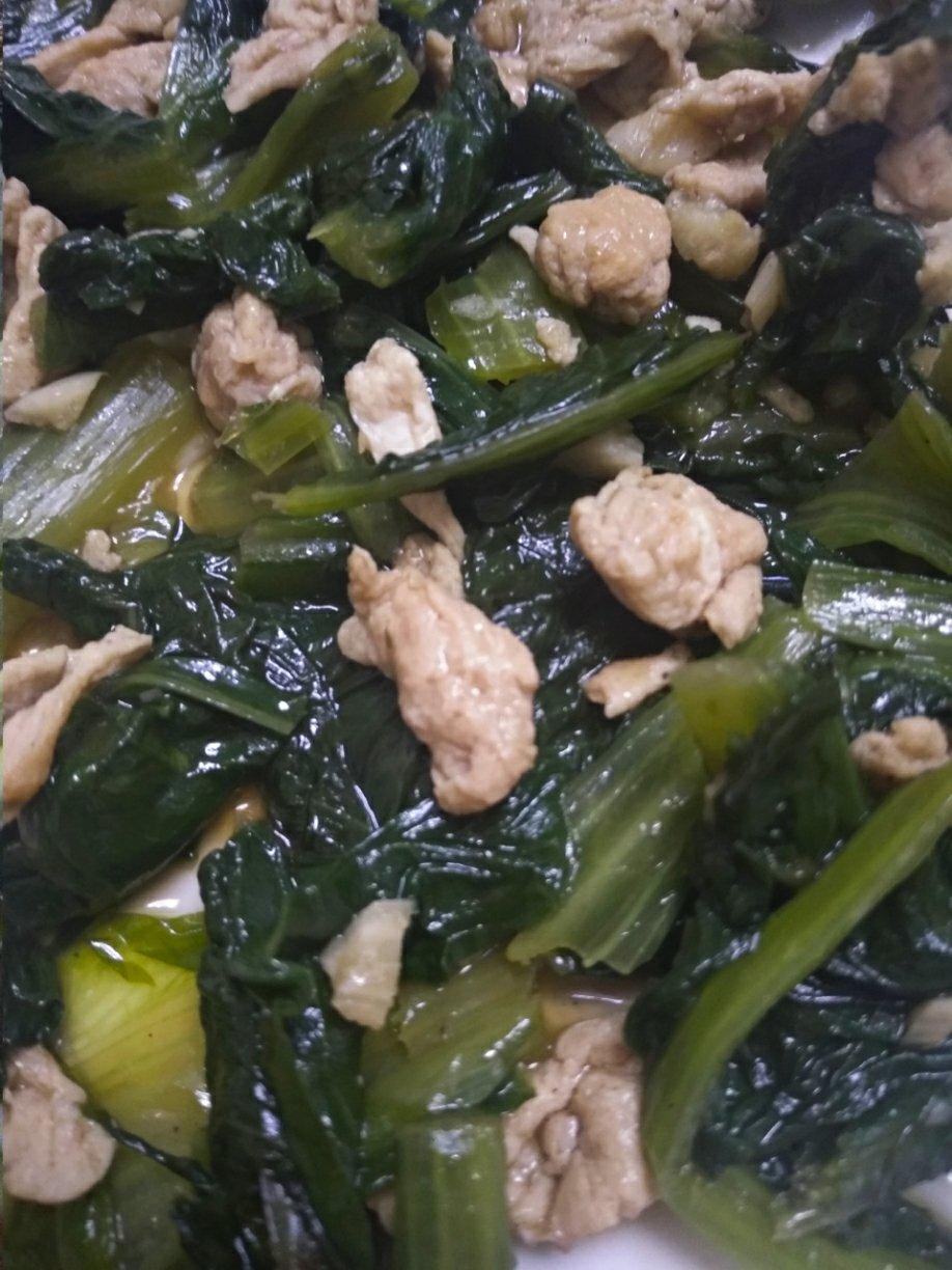 鸡蛋油麦菜
