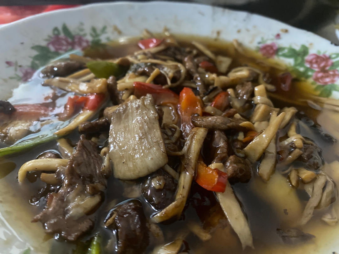 黑椒杏鲍菇炒牛柳