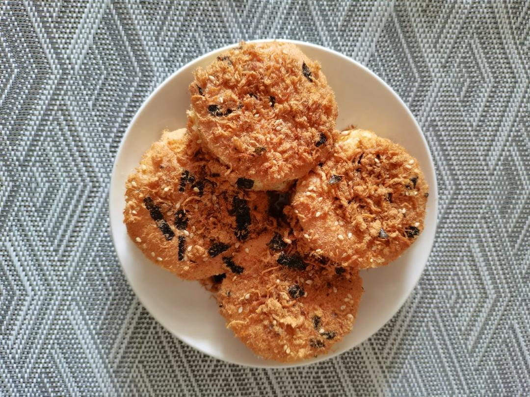 朋友都说比鲍师傅好吃的海苔肉松小贝