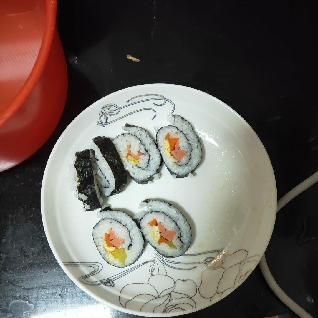 紫菜卷寿司
