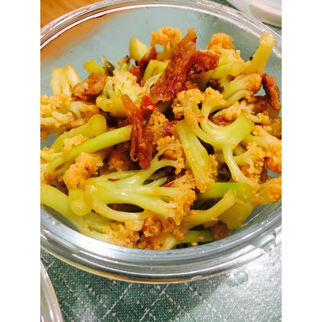 老丁的私房菜-干锅花菜