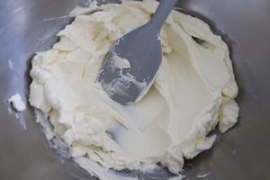 【卡布奇诺芝士蛋糕】免水浴（附油纸剪法）的做法 步骤12
