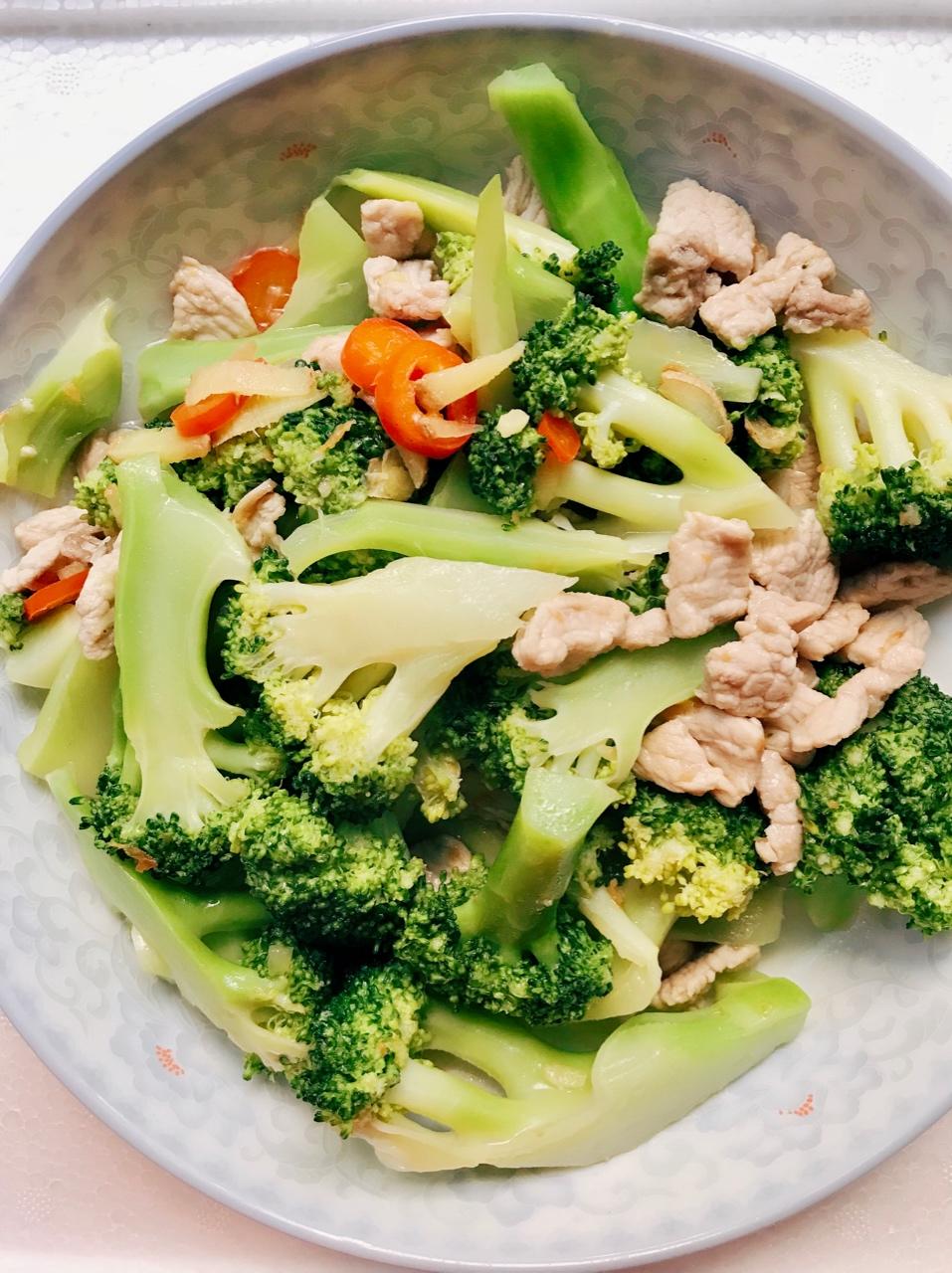 西兰花炒肉片