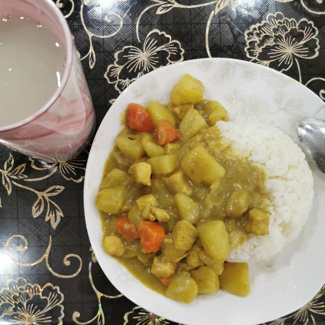 零失败日式咖喱鸡肉饭！！最正宗日本家庭做法！简单又好吃！