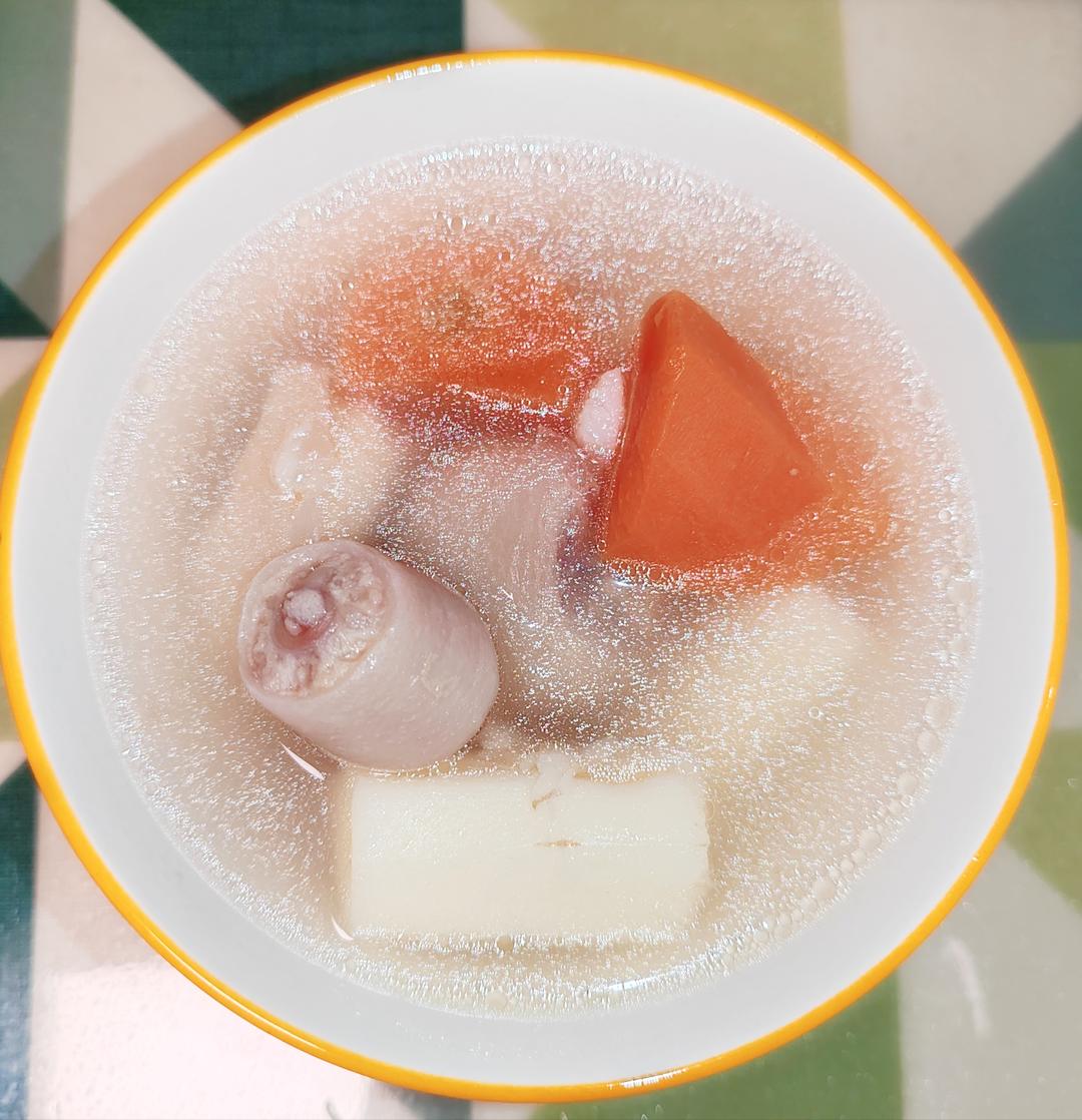 胡萝卜山药猪尾汤（电饭煲版）