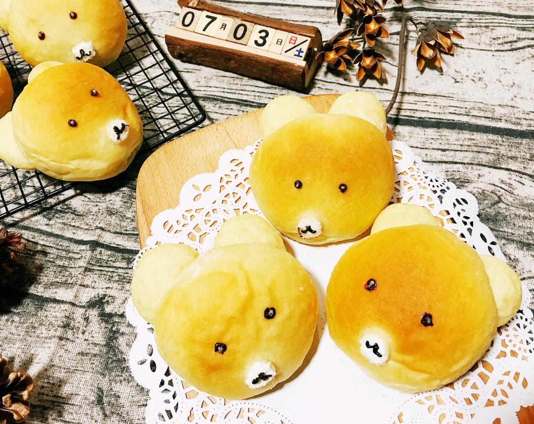 小熊豆沙面包